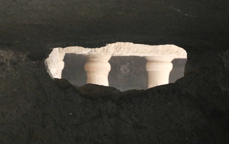 elephanta rock through