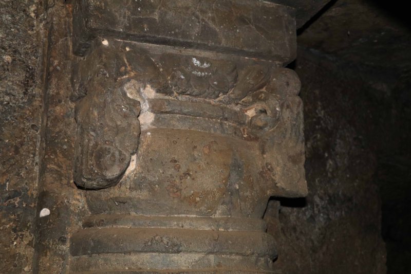 mandapeshwar carving